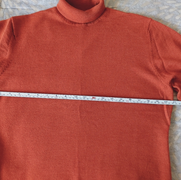 Fine Italian Merino wool turtle neck sweater size PL. - Picture 5 of 9